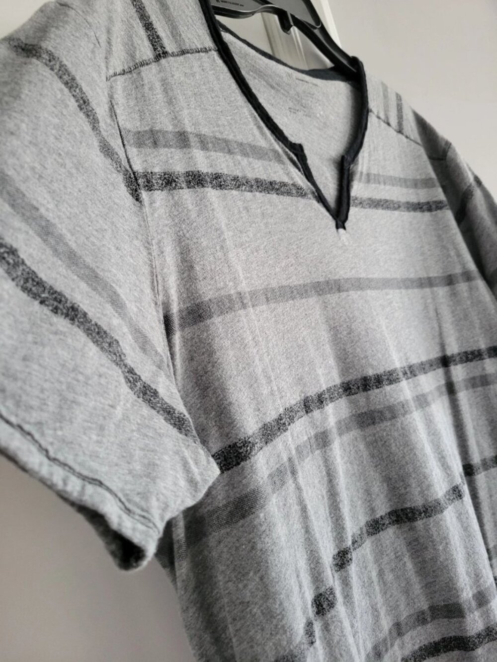 INC International Concepts Striped Henley Tee Mens Sz XL Gray & Black Shirt 90s